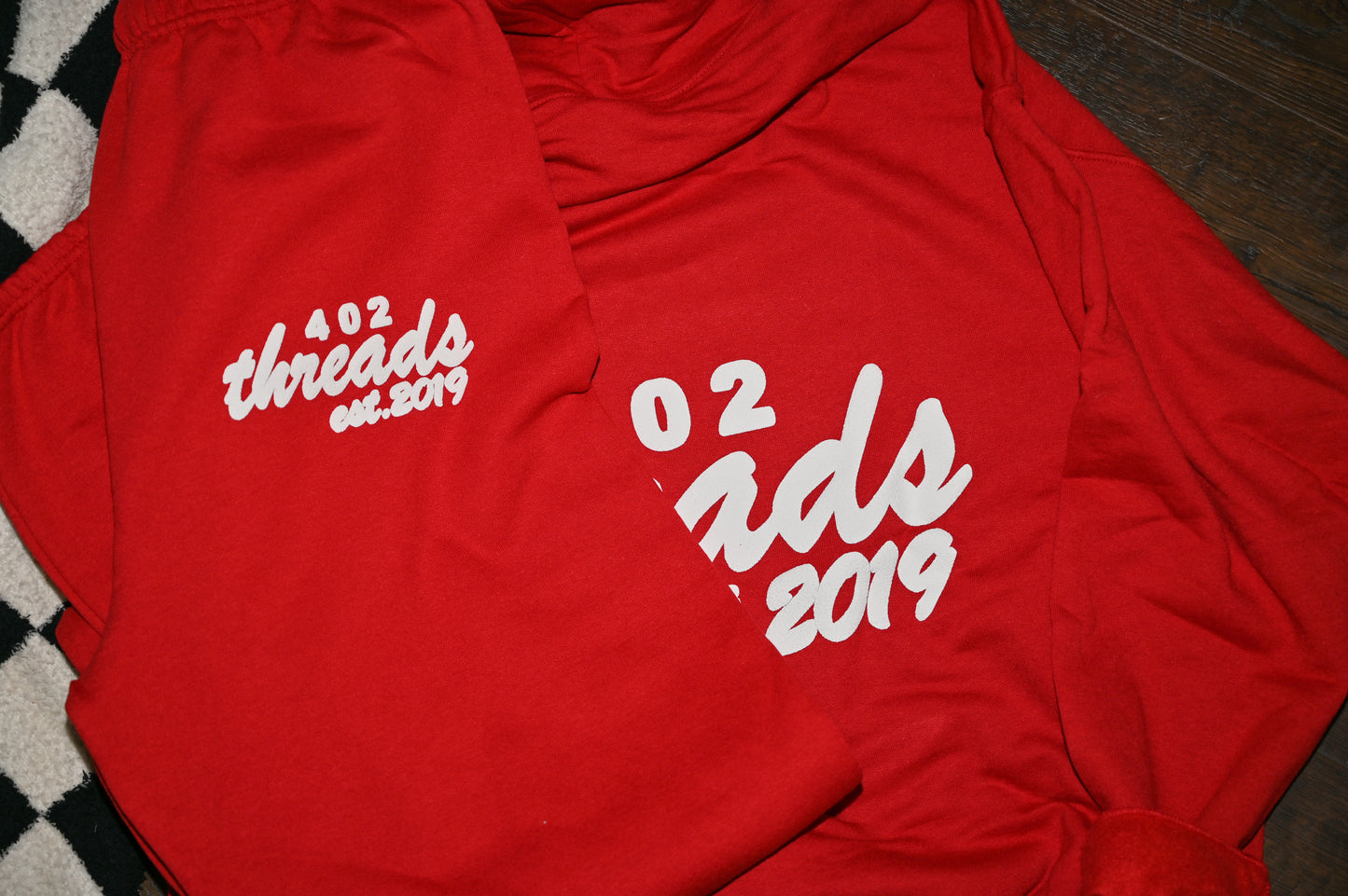 402threads Sweatpants - Red