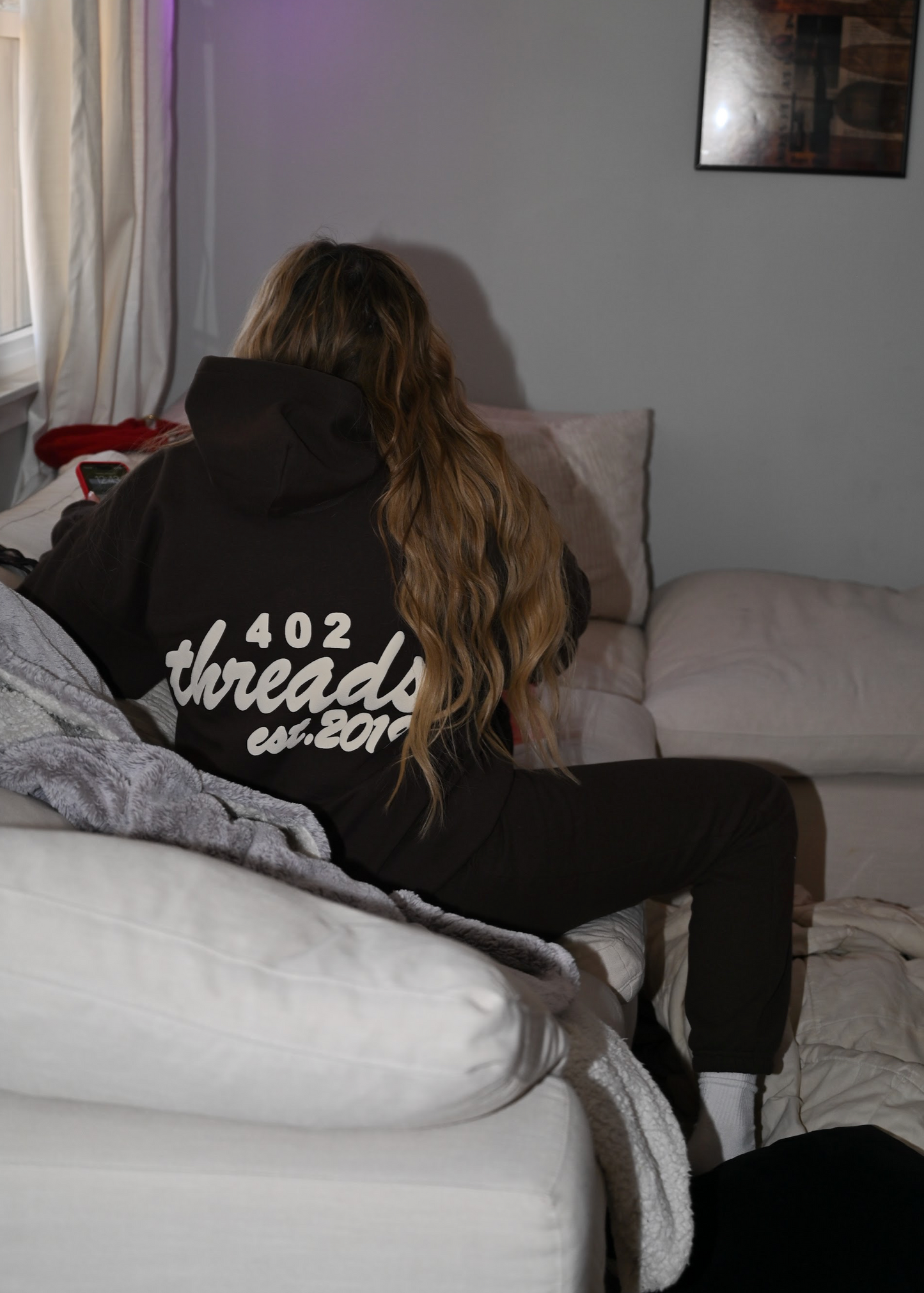 402threads Hoodie - Brown