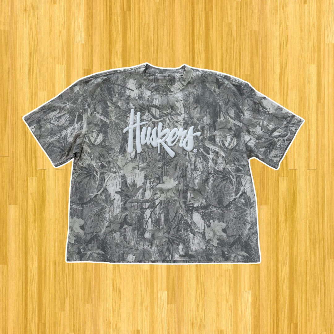Huskers Tee - Light Camo