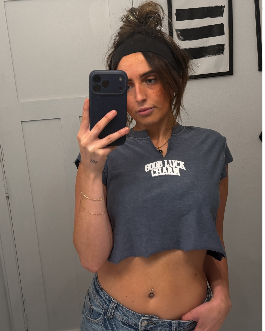 good luck charm cropped muscle tee