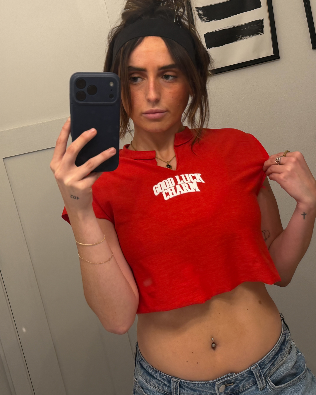good luck charm cropped muscle tee