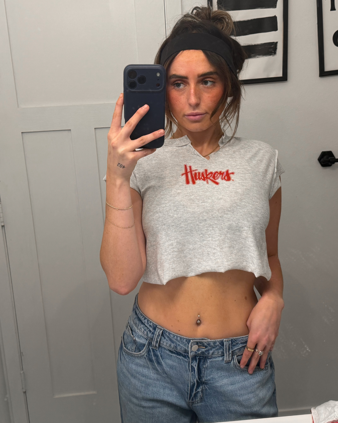 huskers cropped muscle tee