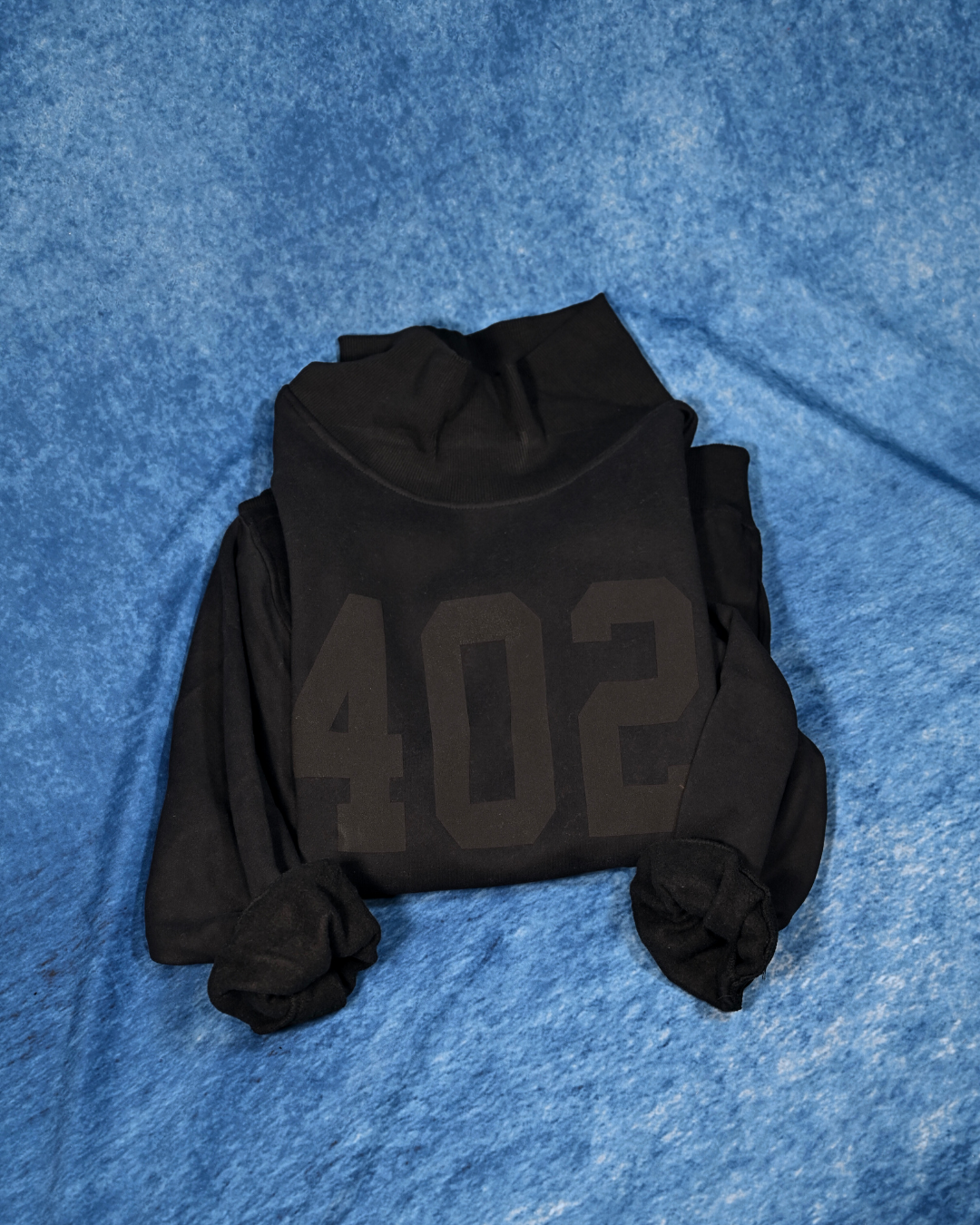 402 mock neck - black