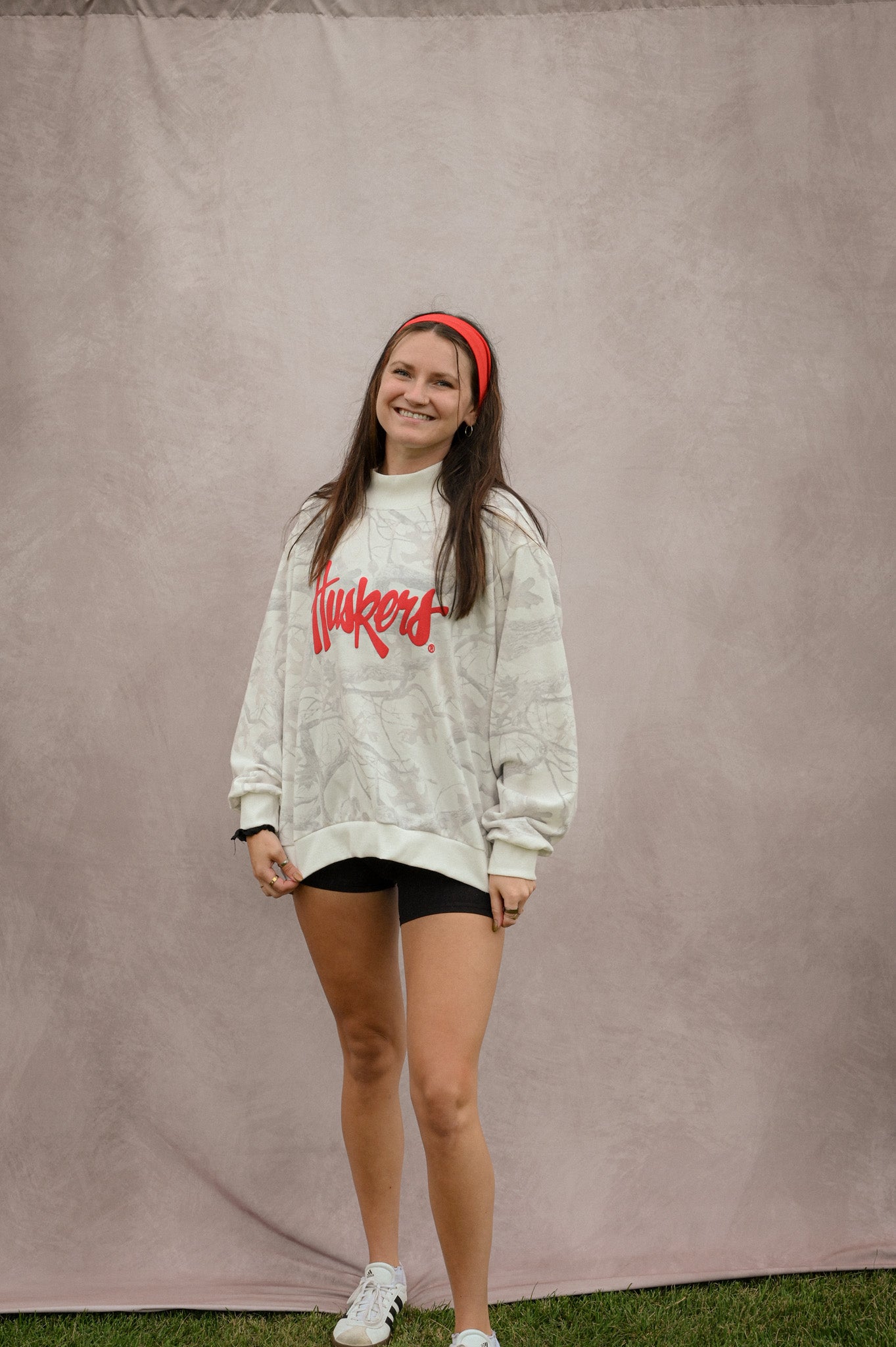 huskers white camo mock neck