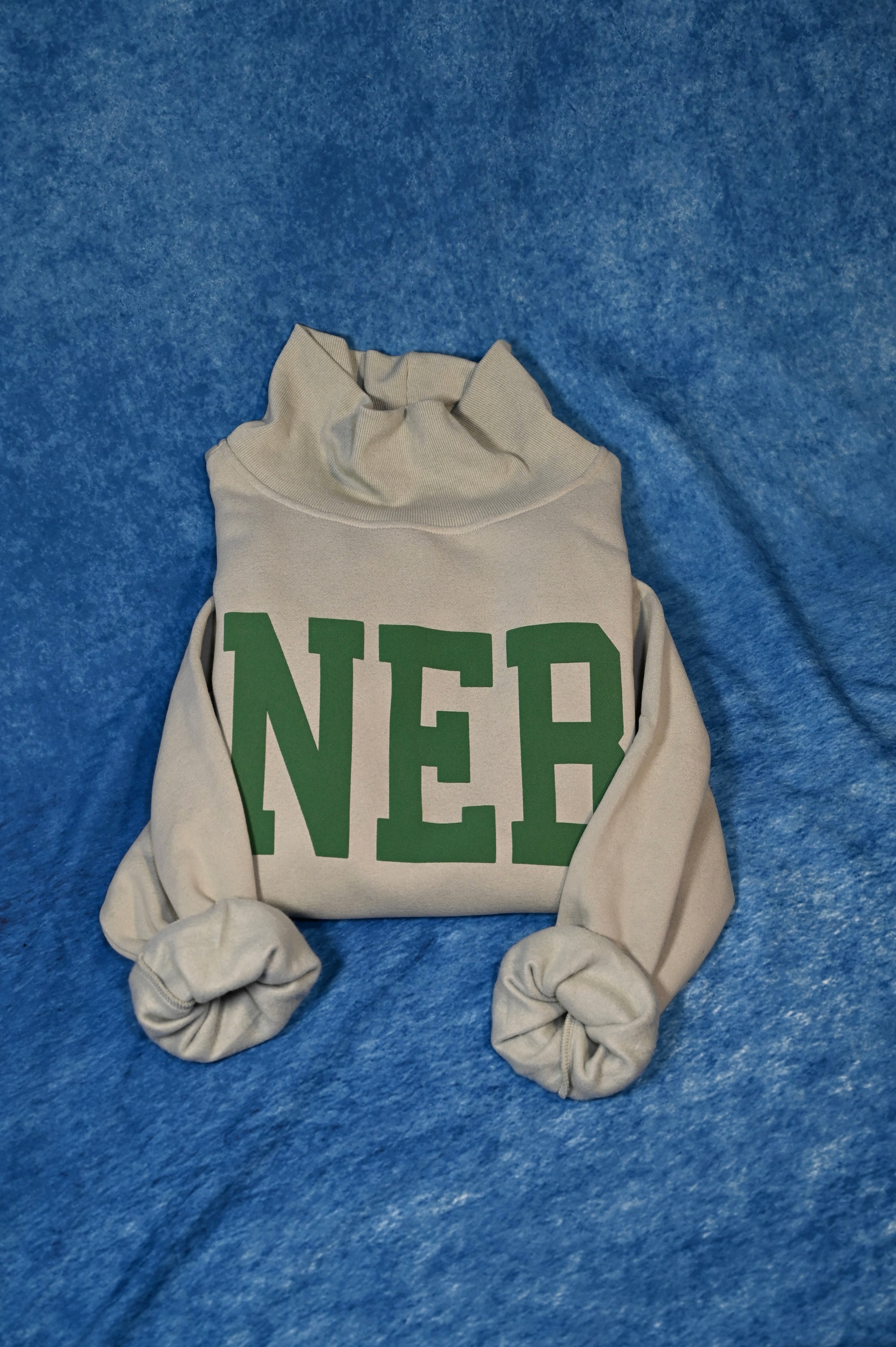 NEB mock neck - green