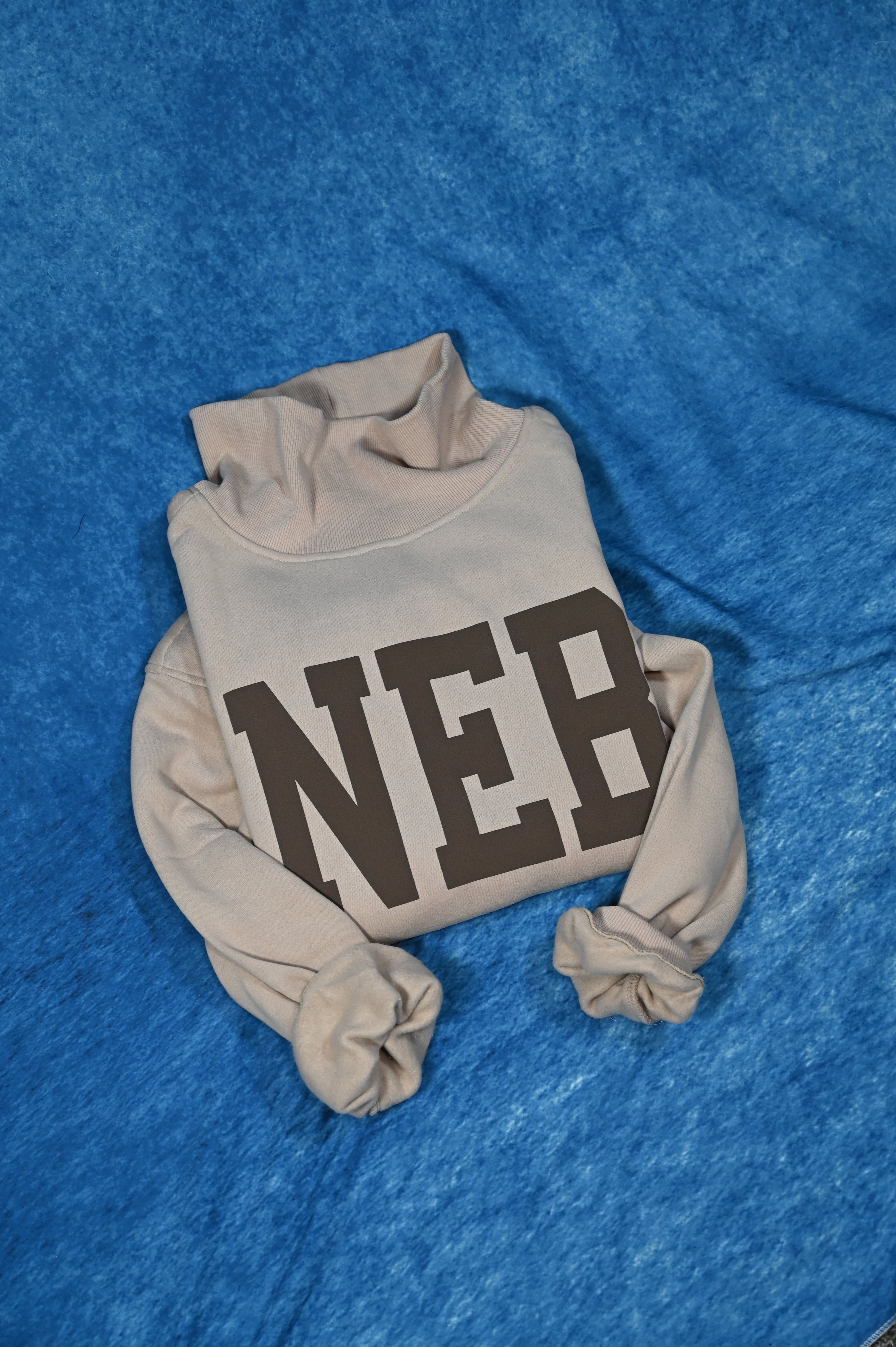 NEB mock neck - tan