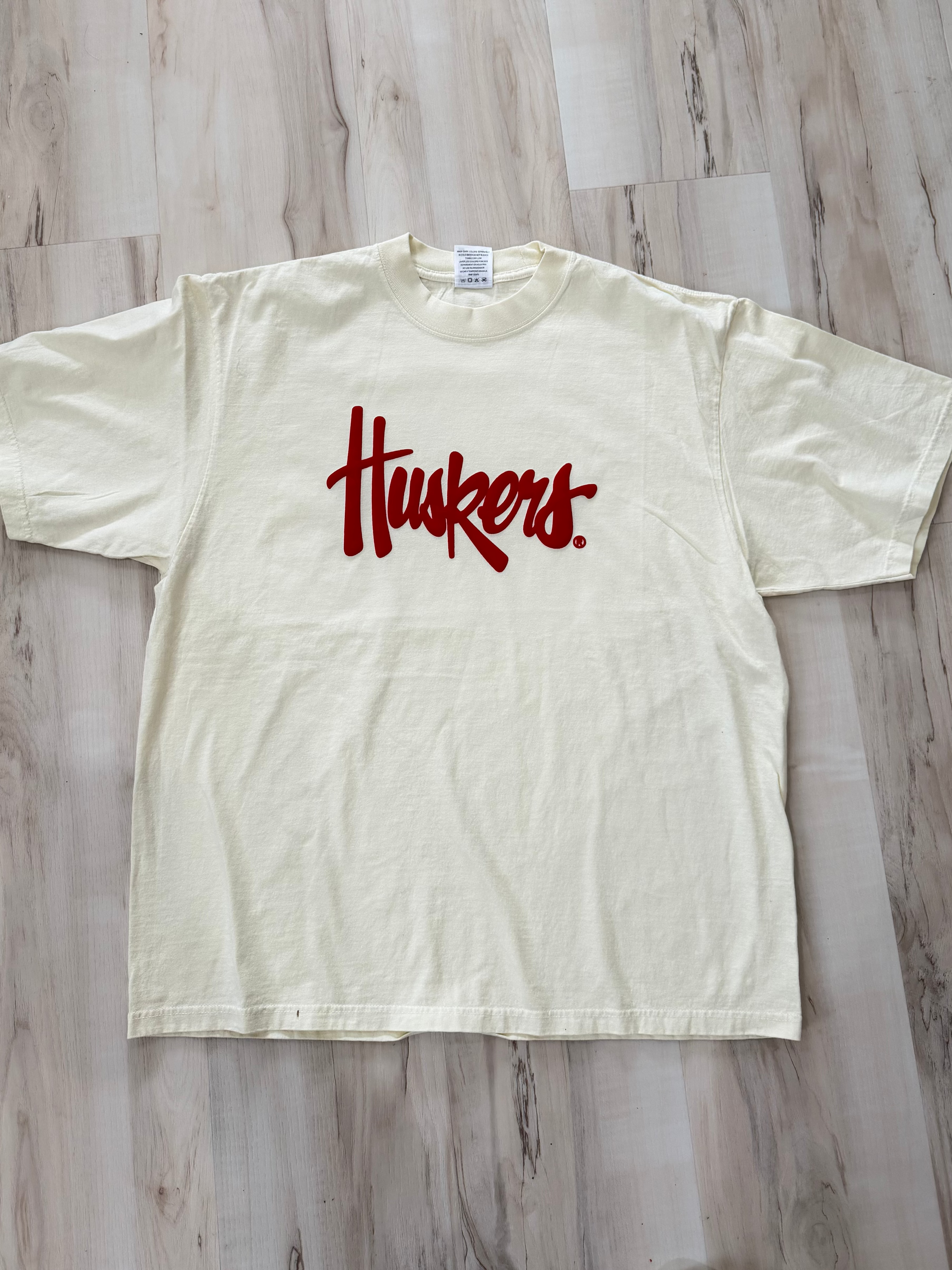 Huskers T-shirt - Cream