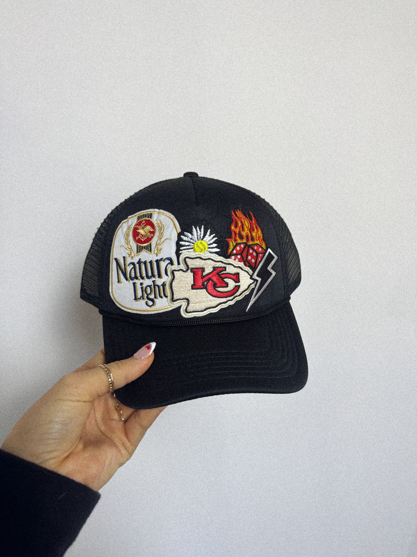 kc natty light trucker hat - black