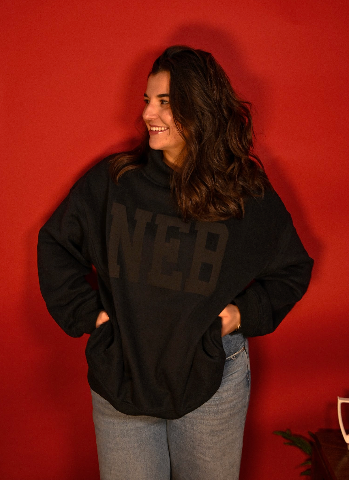 NEB mock neck - black