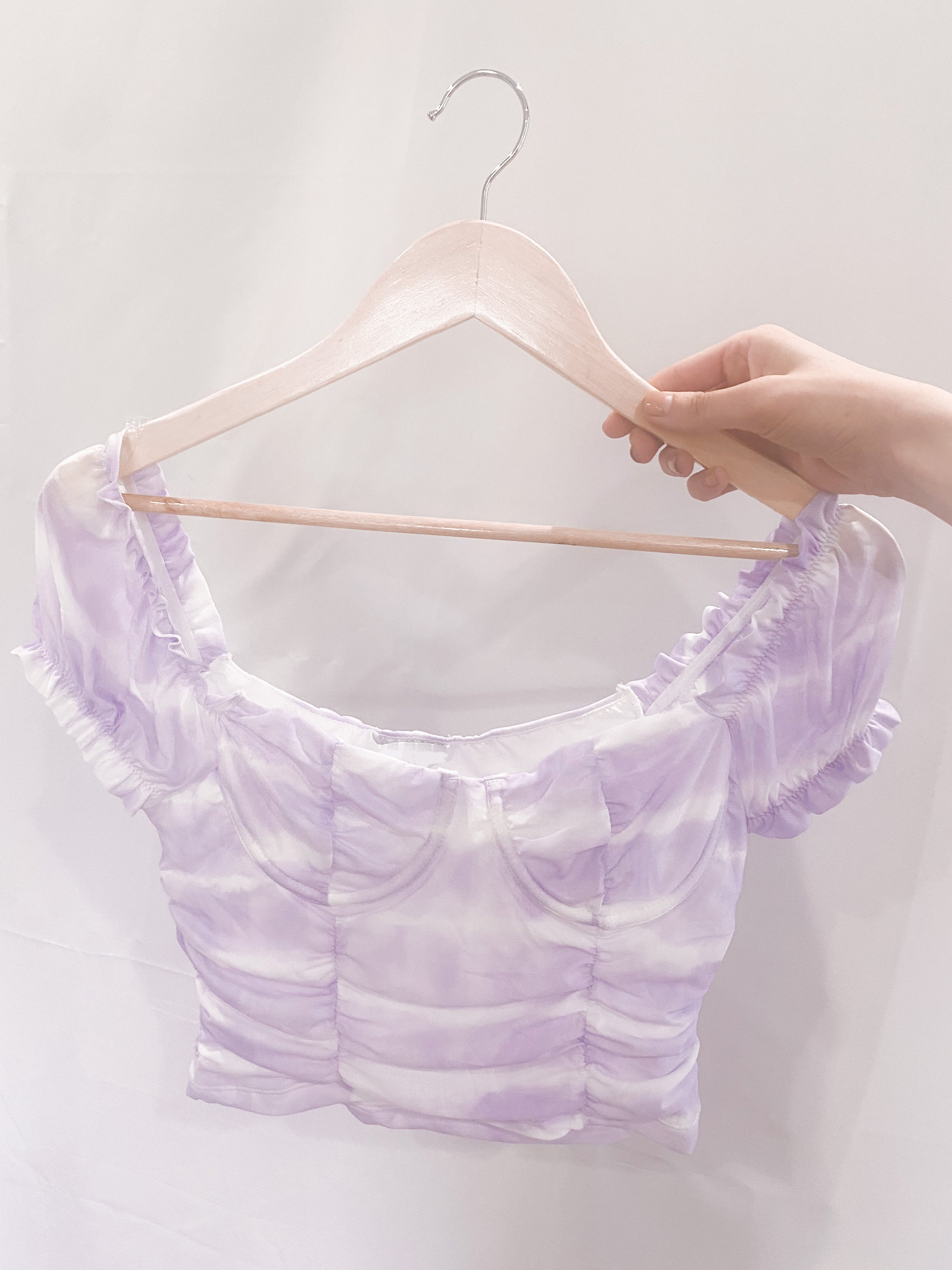 Puff sleeve lavender online top