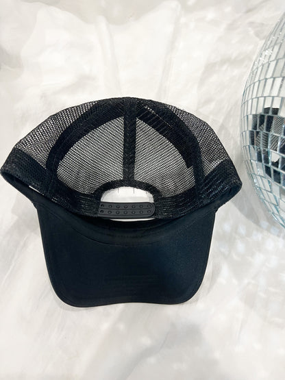Smiley Trucker Hat - B&W