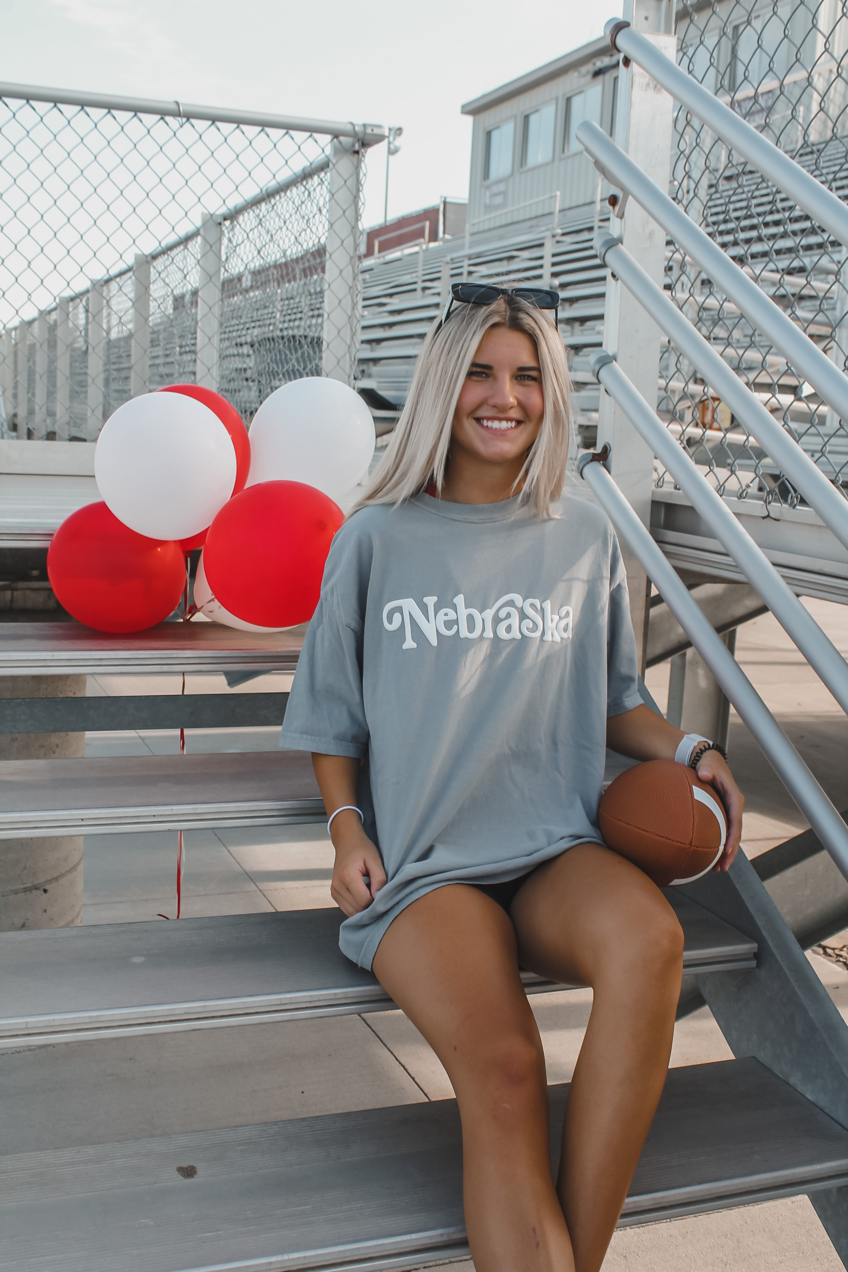 Nebraska Puff Tee - Grey